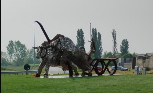 Corsa dei tempi, opera di Rubens Bertoldo